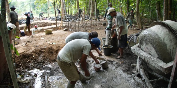 Merangkai Asa di Atas Sungai Cikawung, Jembatan Perintis Garuda Satukan Dua Desa di Wanareja