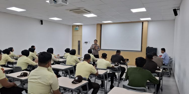 Satbinmas Polres Jepara Tanamkan Wawasan Antinarkoba dan Komunikasi Efektif kepada Satpam