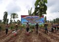 Polres Kendal Tanam Jagung Serentak di Kedungsuren, Dukung Program Ketahanan Pangan Nasional