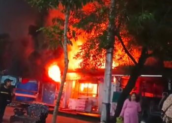 Tiga Warung Makan di Kota Lama Semarang Terbakar, Diduga Akibat Korsleting Listrik
