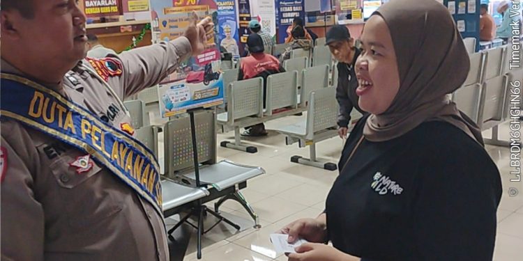 Ditlantas Polda Jateng Tingkatkan Kualitas Layanan Lewat Duta Pelayanan di Samsat Semarang 2