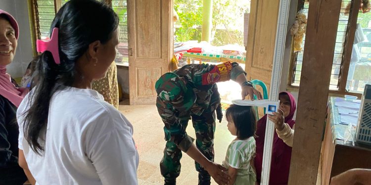 Sinergi Babinsa Dan Tenaga Kesehatan, Percepat Penanganan Stunting Di Kelurahan Sukorejo