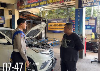 Proses STNK Lebih Cepat Berkat Bantuan Duta Pelayanan di Samsat Semarang 2