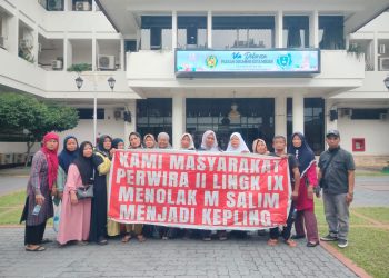 Warga Lingkungan IX Geruduk Kantor Walikota