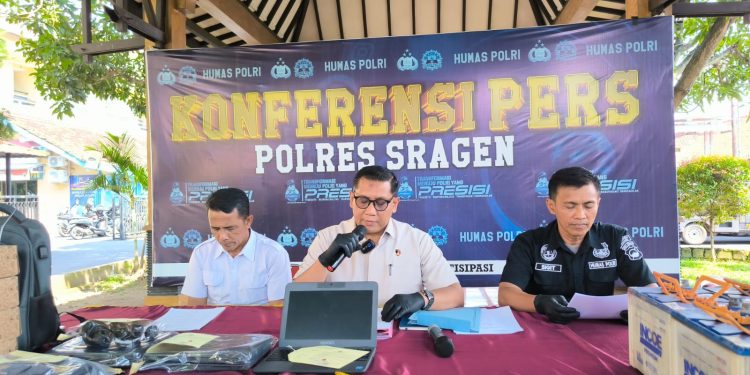 Satreskrim Polres Sragen Bongkar Aksi Pencurian Accu Truk Sampah DLH, Pelaku Dibekuk Kurang dari Dua Pekan
