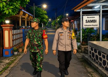 Babinsa dan Bhabinkamtibmas Jatisari Intensifkan Patroli, Ciptakan Situasi Aman di Sambi