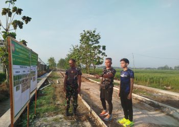Kepala Staff Kodim Sragen jajal jalan baru hasil TMMD