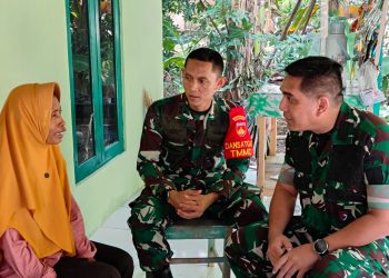 Haru dan Bahagia Ibu Sri Sambut Kedatangan Danrem dan Dansatgas TMMD