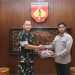 Pangdam IV/Diponegoro Serahkan Dukungan Kamera Profesional dan Seragam Tactical Office ke Pendam