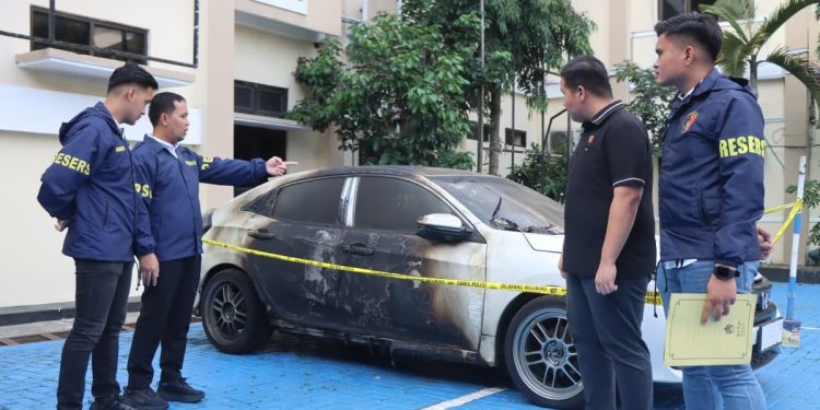 Sat Reskrim Polres Banjarnegara Tangkap Pelaku Pembakar Mobil Milik Istri Hoho Alkaf