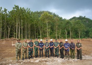Akselerasi Kesiapan Pangkalan dan Ekonomi Desa, Kasdam IV/Diponegoro Tinjau Pembangunan Yon TP dan KDKMP