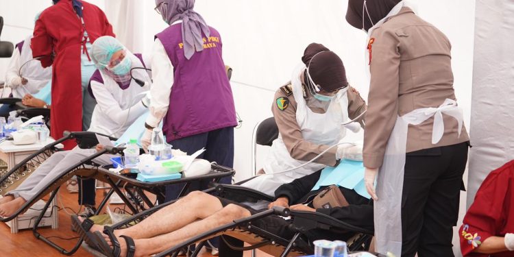 Semangat Waisak 2026, Polda Jateng Hadirkan Pelayanan Kesehatan Gratis di kawasan Borobudur bagi Ribuan Warga
