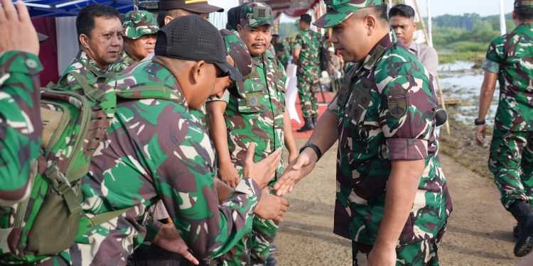 Perkuat Ketahanan Pesisir, Kasdam IV/Diponegoro Hadiri Penanaman Mangrove Serentak di Kendal