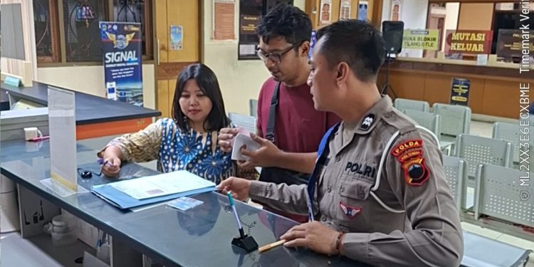 Urus Perpanjangan dan Pengesahan STNK Kini Lebih Mudah Berkat Duta Pelayanan Ditlantas Polda Jateng di Samsat Semarang 2