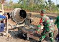 Semangat Gotong Royong, Serma Eko Budi Bersama Warga Jurangjero Tuntaskan Pengecoran Jalan