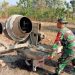 Semangat Gotong Royong, Serma Eko Budi Bersama Warga Jurangjero Tuntaskan Pengecoran Jalan