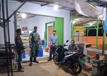 Patroli Malam Cipta Kondisi, Koramil 25/Paranggupito Bersama Linmas Pastikan Keamanan Wilayah Tetap Kondusif