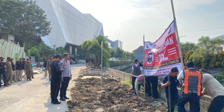 Pemkot Semarang Tertibkan Kawasan Samping The Park Mall Wujudkan Ruang Publik Aman dan Tertata