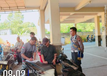 Pelayanan Ramah dan Terarah, Duta Pelayanan Ditlantas Polda Jateng Bantu Wajib Pajak Selesaikan Urusan STNK dengan Mudah