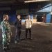 Patroli Wilayah dan Komsos, Bakti TNI Koramil 04/Teras Perkuat Sinergi Keamanan dengan Security PT So Good Food