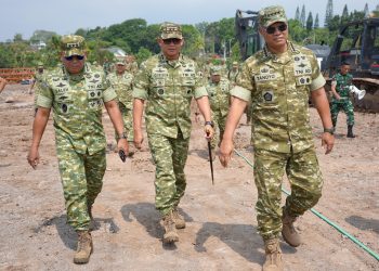 Tinjau Infrastruktur Satuan dan Cagar Budaya, Wakil Panglima TNI Gelar Kunjungan Kerja di Wilayah Jawa Tengah