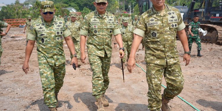 Tinjau Infrastruktur Satuan dan Cagar Budaya, Wakil Panglima TNI Gelar Kunjungan Kerja di Wilayah Jawa Tengah