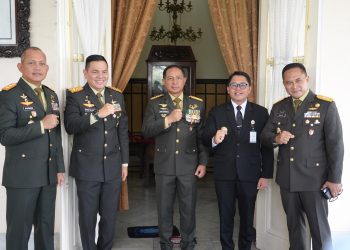 Pangdam IV/Diponegoro Dampingi Panglima TNI pada Prasetya Perwira Diktukpa TNI Integratif dan Kunjungan ke Museum Bersejarah
