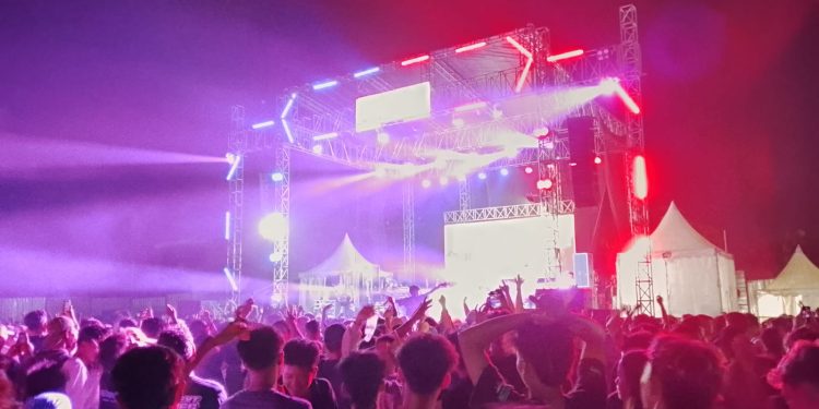 Pecah Banget! ABC Fest Rock Star Sukses Guncang Banyuputih Dua Hari Berturut-turut, Ribuan Penonton Padati Lokasi