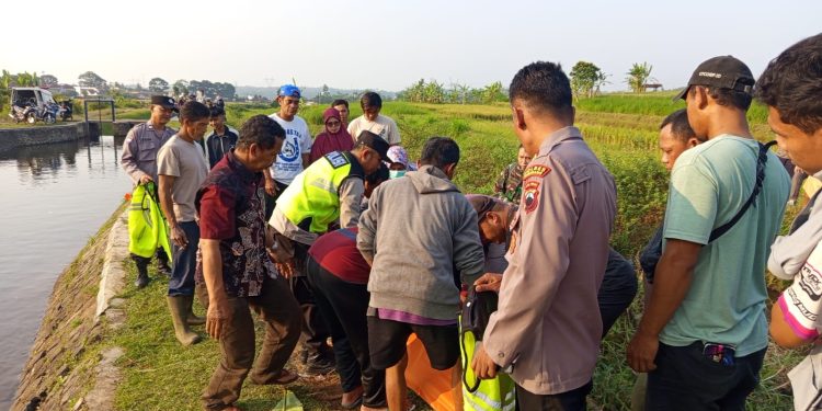 Nekat Terjun ke Kedung Sungai Sedalam 2 Meter, Anak 14 Tahun Meninggal Tenggelam