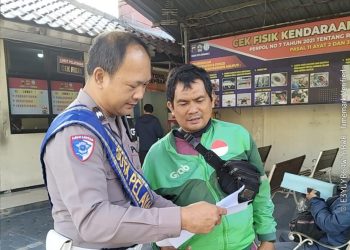 Tak Sekadar Menunjukkan Loket, Duta Pelayanan Samsat Semarang 1 Hadir Beri Kepastian bagi Wajib Pajak