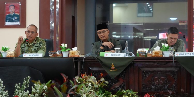 Pangdam IV/Diponegoro Bahas Transformasi Tata Kelola Aset Pertahanan Bersama Komisi I DPR RI