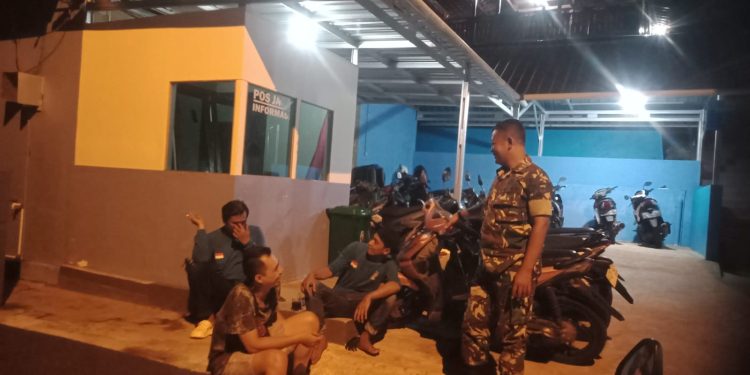 Bersama Warga, Koramil 25 Paranggupito Perkuat Keamanan Wilayah