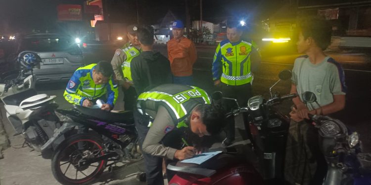 Polres Kudus Bubarkan Balap Liar, Belasan Motor Langsung Diangkut Petugas