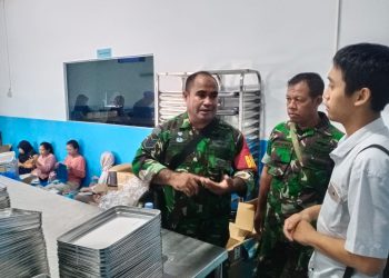 Babinsa Joyotakan Cek SPPG Jelang Dimulainya Memasak Pasca Libur Sekolah