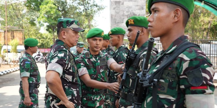 Kunjungi Yonif TP 450 dan 451, Pangdam IV/Diponegoro Tegaskan Prajurit Harus Siap Operasi Tempur