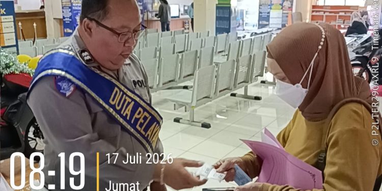 Senyum, Sapa, dan Solusi! Duta Pelayanan Samsat Semarang 2 Hadir Membuat Pengurusan STNK Terasa Lebih Mudah