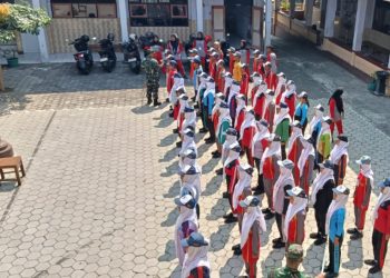 Masa MPLS, Puluhan Siswa SMK Pancasila 5 Wonogiri Dilatih Tentara