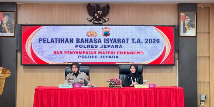 Tingkatkan Pelayanan Inklusif, Polres Jepara Gelar Pelatihan Bahasa Isyarat bagi Personel