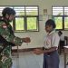 Satgas Pamtas RI-Malaysia Yonarmed 19/Bogani Terima Kunjungan Kabid P2 Kanwil Bea Cukai Kalbar di Pos Gabma Kotis