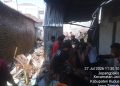 Gudang Spare Part Motor di Kudus Terbakar, Polisi Kerahkan Water Cannon Bantu Padamkan Api