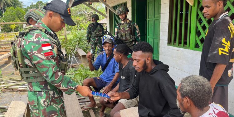Yankes Keliling Satgas Yonif 123/Rajawali Perkuat Kepercayaan Masyarakat dan Dukung Pemerataan Layanan Kesehatan di Papua Selatan