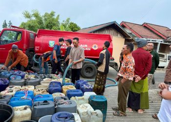 Jateng Salurkan 6,8 Juta Liter di 25 Daerah Terdampak Kemarau