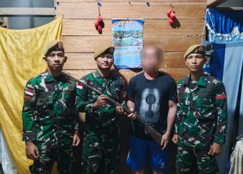 Kepercayaan Masyarakat Meningkat, Satgas Pamtas Terima Penyerahan Senjata Rakitan di Perbatasan RI-Malaysia