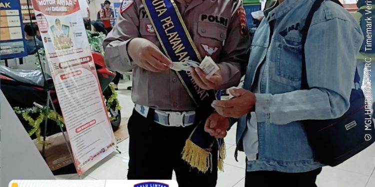 Lebih Tenang Saat Mengurus STNK, Lebih Nyaman Saat Dilayani! Samsat Semarang 2 Utamakan Pelayanan Humanis