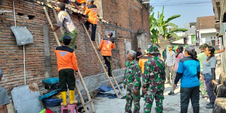 Pegangan dan Sentuhan Tangan Membawa Asa, TMMD Sengkuyung Tahap III TA. 2026 Wujudkan Hunian Yang Nyaman