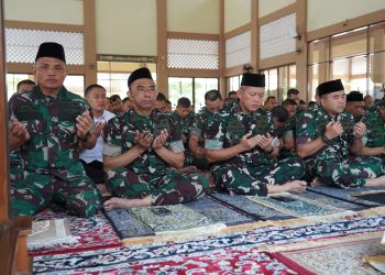 Pangdam IV/Diponegoro Bersama Prajurit Gelar Doa Syukur HUT ke-81 RI