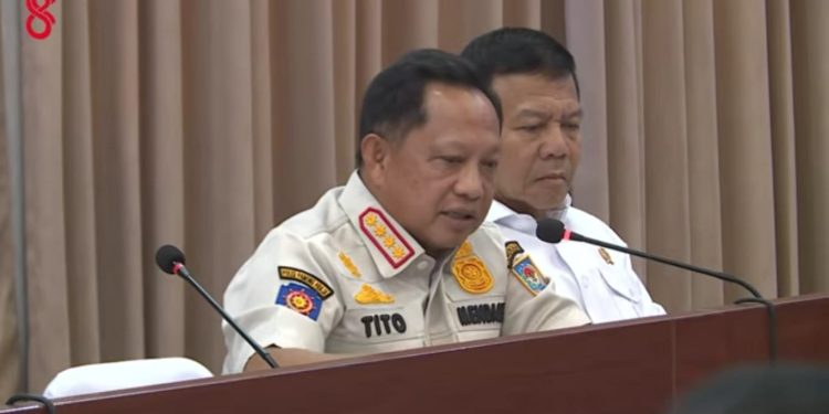 Rapat Bersama Presiden Prabowo, Mendagri Tito Dorong Pencegahan Karhutla di Riau Terus Diperkuat