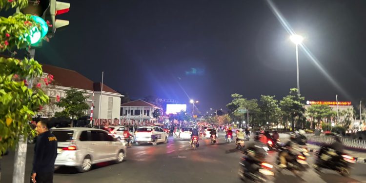 Aksi Mahasiswa di Bundaran Tugu Muda Berakhir Tertib, Karo Ops Polda Jateng : Polri Adalah Kawan Demokrasi bagi Mahasiswa