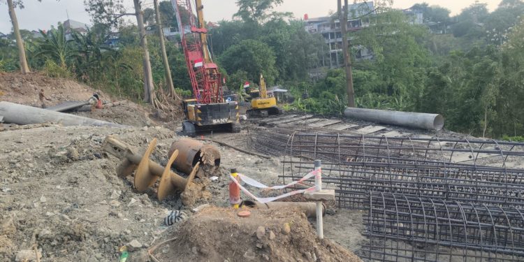 Rumah Warga Retak Diduga Terdampak Proyek Pakuwon, Parjana Pertanyakan Kepastian Tanggung Jawab