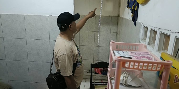 Perempuan Ditemukan Meninggal di Rumah, Polisi Lakukan Penanganan di Pudakpayung